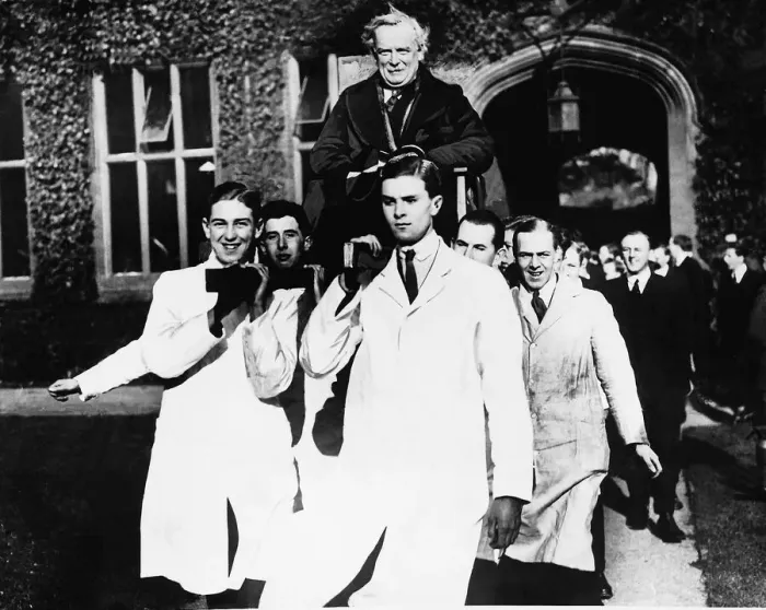 Framed Print : LLoyd George being carried in chair by students at Sheffield University October