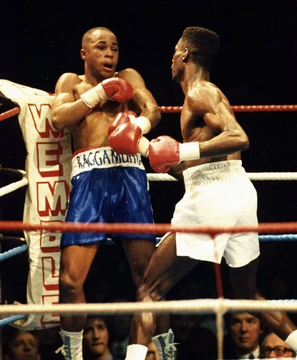 Framed Print : LLoyd Honeyghan Boxing. In the corner of ring boxing Mark Breland 3rd March