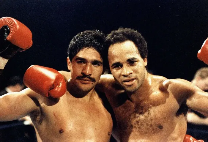 Framed Print : LLoyd Honeyghan Boxing With Marvo Almedo after beating him Framed Print : LLoyd Honeyghan Boxing With Marvo Almedo after beating him