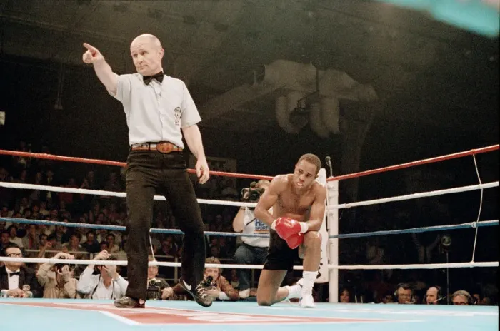 Framed Print : Lloyd Honeyghan vs Marlon Starling for the WBC Welterweight title