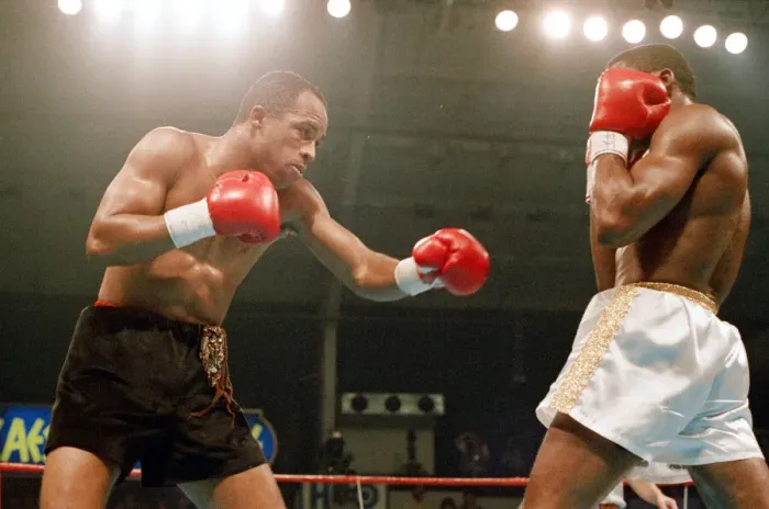 Framed Print : Lloyd Honeyghan vs Marlon Starling for the WBC Welterweight title Framed Print : Lloyd Honeyghan vs Marlon Starling for the WBC Welterweight title