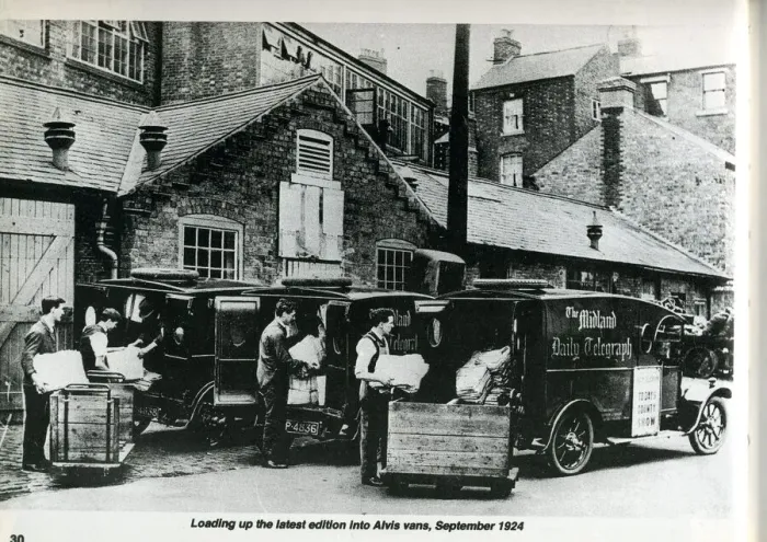 Framed Print : Loading up the latest edition of the Midland Daily Telegraph'into Alvis vans Framed Print : Loading up the latest edition of the Midland Daily Telegraph'into Alvis vans