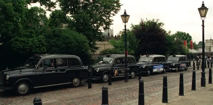 Framed Print : London Black Cab in Taxi Rank at the Tower of London July 1996 Framed Print : London Black Cab in Taxi Rank at the Tower of London July 1996
