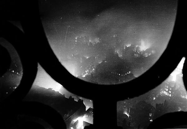 London Blitz. Night of 28th December 1940. Scene from the dome of St Pauls Cathedral