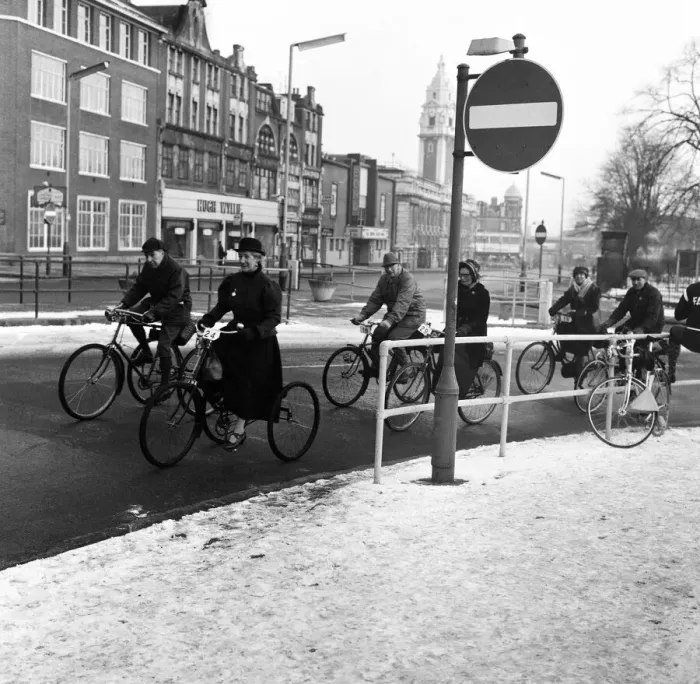 Framed Print : London to Brighton Bike Ride. The National Association of Veteran cycle clubs staged a