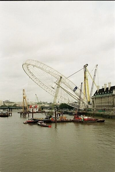 THE LONDON EYE MILLENNIUM FERRIS WHEEL October 1999 - 9