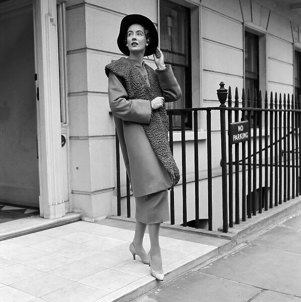 London fashion fortnight. 25th July 1955