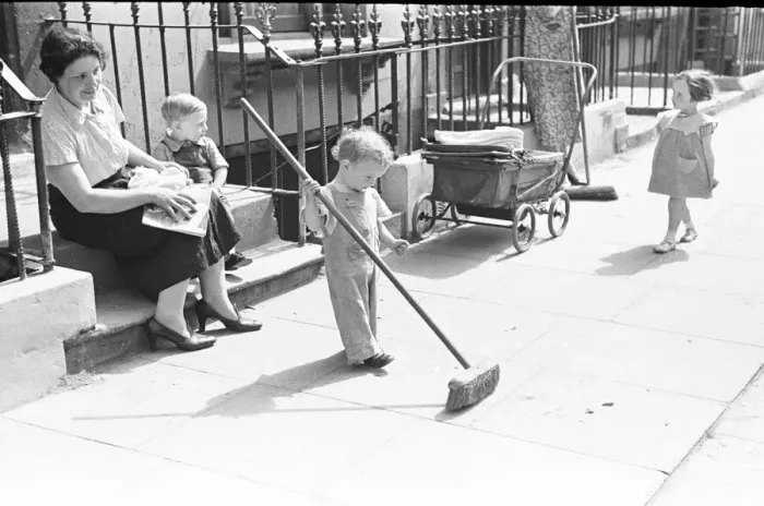 Framed Print : London Kids, children seen here playing in the street during the spring of 1941 Circa May Framed Print : London Kids, children seen here playing in the street during the spring of 1941 Circa May