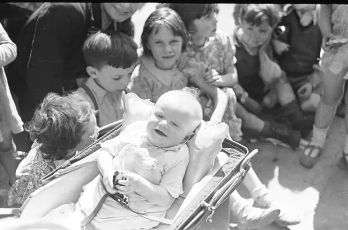 Framed Print : London Kids, children seen here playing in the street during the spring of 1941 Circa May Framed Print : London Kids, children seen here playing in the street during the spring of 1941 Circa May