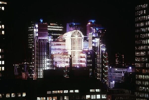 London Lloyds Building at dusk