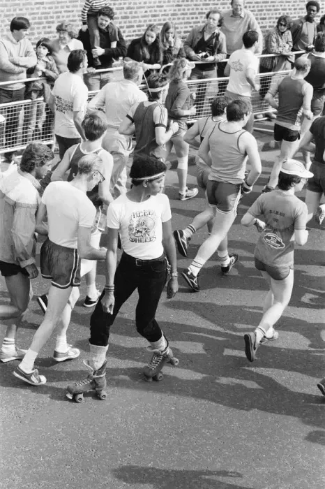 Framed Print : London Marathon 1982, Sponsored by Gillette, Sunday 9th May 1982 Framed Print : London Marathon 1982, Sponsored by Gillette, Sunday 9th May 1982