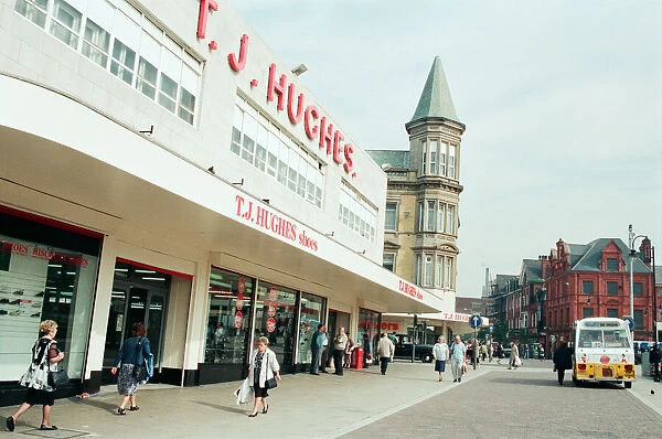 London Road Shops, Liverpool, Merseyside, 23rd September 1994. T J Hughes