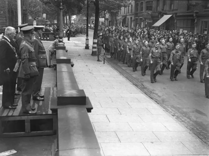 Framed Print : Lord Harrowby taking the salute at a parade of Walsall L. D. V. 19th July 1940 Framed Print : Lord Harrowby taking the salute at a parade of Walsall L. D. V. 19th July 1940