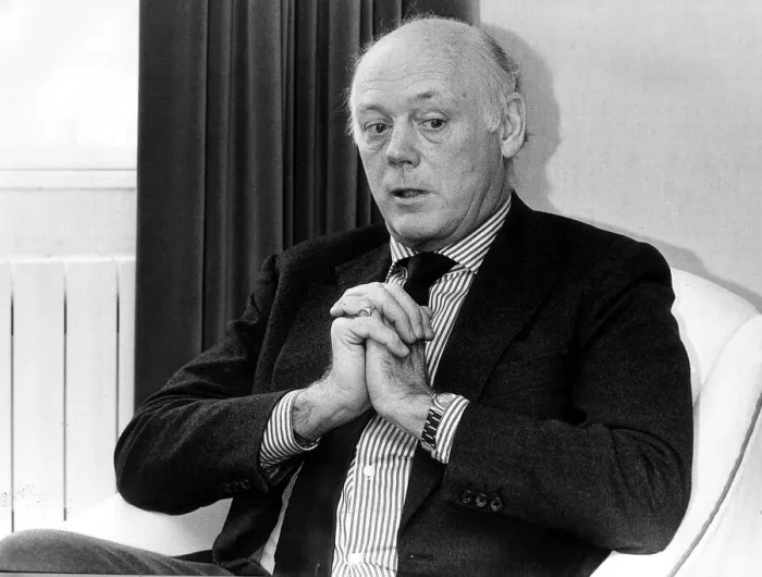 Framed Print : Lord Montagu of Beaulieu the chairman 1986 of the English Heritage Framed Print : Lord Montagu of Beaulieu the chairman 1986 of the English Heritage