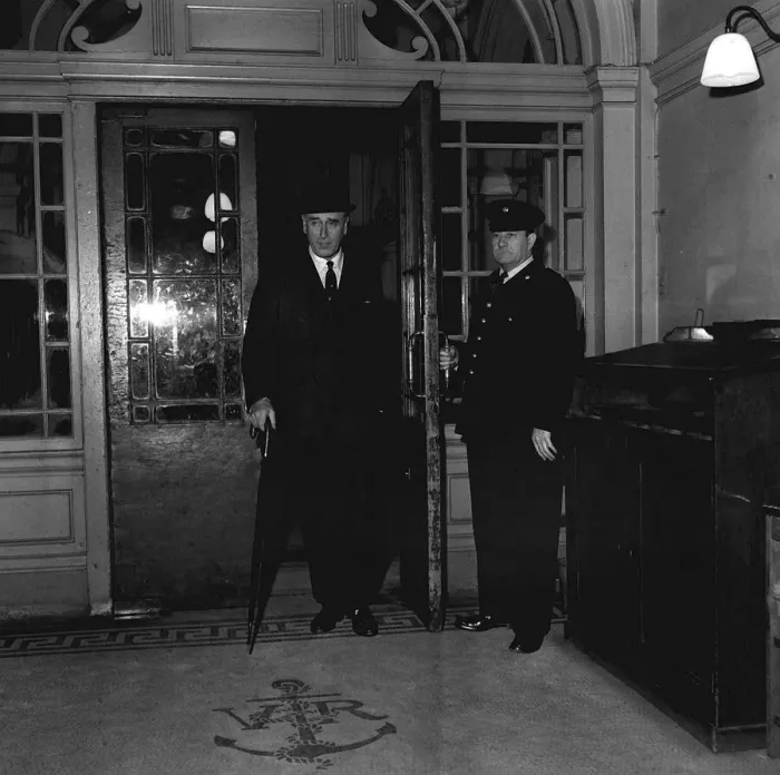 Framed Print : Lord Mountbatten leaving Admiralty House after being promoted from First Lord to Chief of Framed Print : Lord Mountbatten leaving Admiralty House after being promoted from First Lord to Chief of