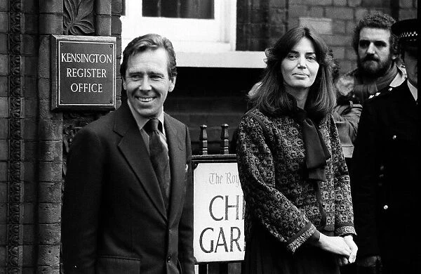 Lord Snowdon weds Lucy Lindsay Hogg in Kensington 1978
