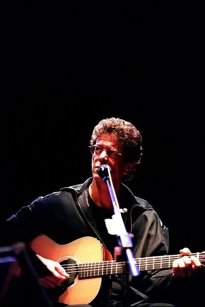 Lou Reed singing at concert 11th July 1997