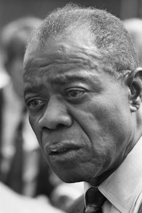 Framed Print : Louis Armstrong pictured as he flew into Yeadon Airport Framed Print : Louis Armstrong pictured as he flew into Yeadon Airport