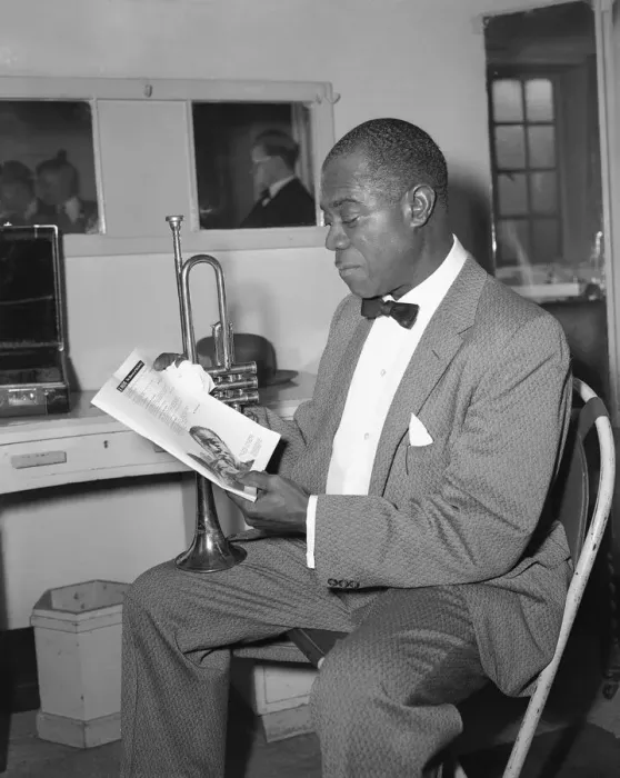 Framed Print : Louis Armstrong seen here in his dressing room before performing in London in May 1956 Framed Print : Louis Armstrong seen here in his dressing room before performing in London in May 1956