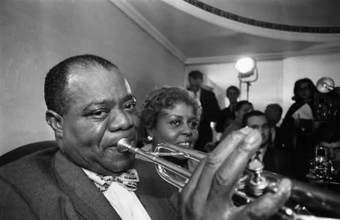 Framed Print : Louis Armstrong seen here giving a press conference at the Mayfair Hotel Framed Print : Louis Armstrong seen here giving a press conference at the Mayfair Hotel