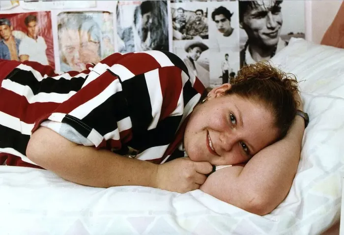 Framed Print : Louise Brown aged 16 the worlds first test tube baby January 1994 Framed Print : Louise Brown aged 16 the worlds first test tube baby January 1994