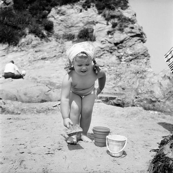 Lovely little Bronwen Harlow aged 3 of Nottingham on a Cornish holiday with her parents