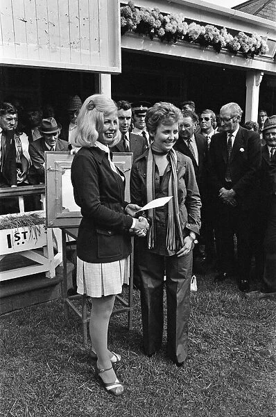 Lulu at Redcar races. 1973