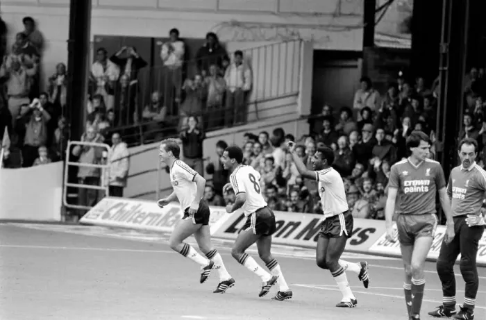 Framed Print : Luton 4 v. Liverpool 1. Division One Football. October 1986 LF20-16-065 Framed Print : Luton 4 v. Liverpool 1. Division One Football. October 1986 LF20-16-065