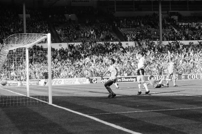Framed Print : Luton Town 1-4 Reading, 1988 Simod Cup Final, Wembley Stadium, London Framed Print : Luton Town 1-4 Reading, 1988 Simod Cup Final, Wembley Stadium, London