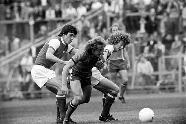 Luton Town. vs. Arsenal. August 1977 77-04352-027