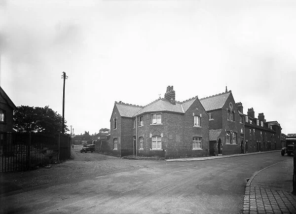The Lynch and bottom of Grainges yard, Uxbridge, London. 1932