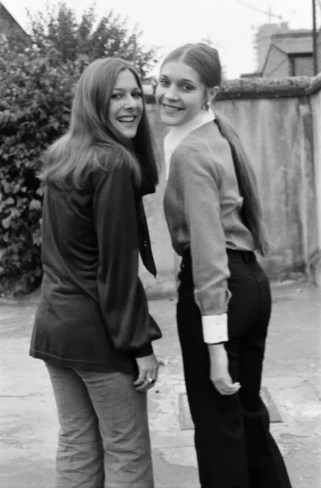 Framed Print : Lynda Bellingham, 24, and Judy Buxton, 22, are to play resident nurses in the new ATV Framed Print : Lynda Bellingham, 24, and Judy Buxton, 22, are to play resident nurses in the new ATV