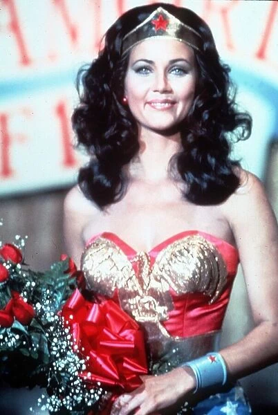 Lynda Carter actress playing Wonder Woman 1977