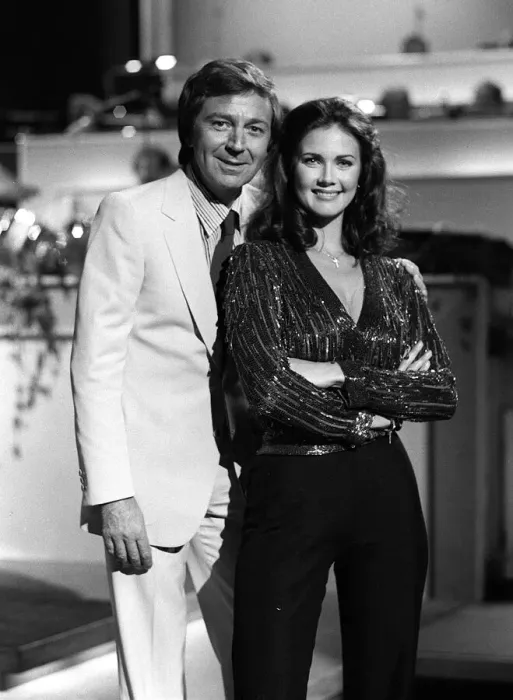 Framed Print : Lynda Carter american actress and singer with Des O Connor Aug 80