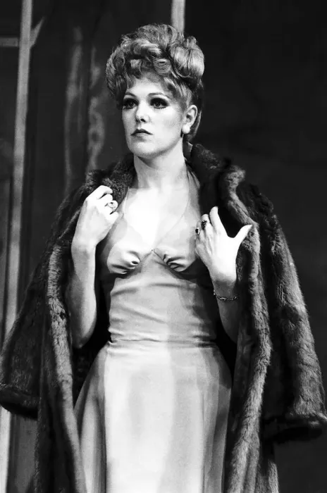 Framed Print : Lynn Redgrave - April 1973 In a new production of Garson Kanins play Born Framed Print : Lynn Redgrave - April 1973 In a new production of Garson Kanins play Born