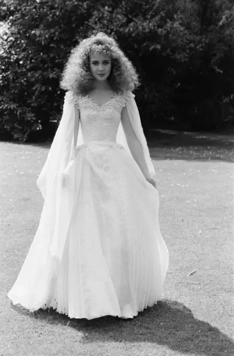 Framed Print : Lysette Anthony, British actress aged 18 years old, on set of new film Krull