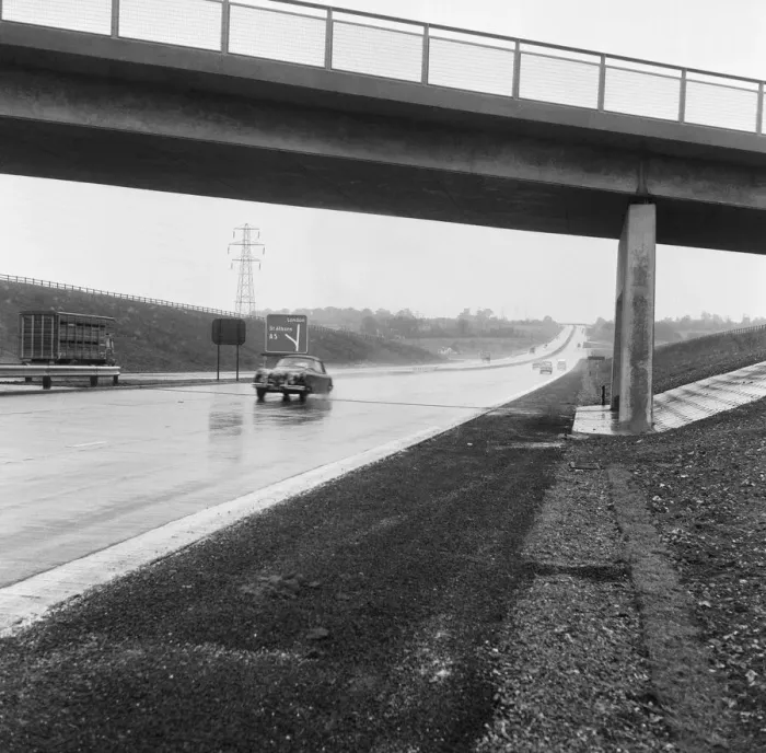 Framed Print : The M1 Motorway, opened only 6 days ago, receives its first vehicles Framed Print : The M1 Motorway, opened only 6 days ago, receives its first vehicles