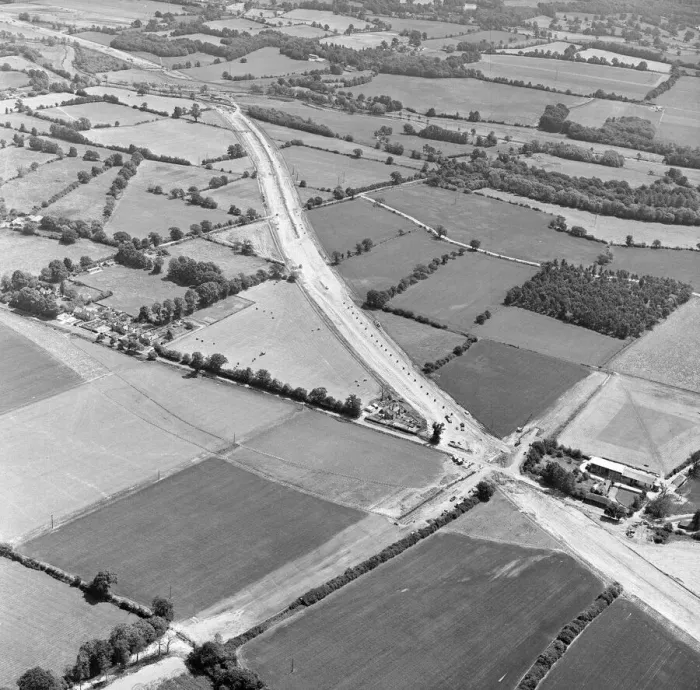 Framed Print : M4 Motorway Construction, June 1970. Near Woodley, Wokingham, Berkshire