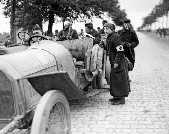 Framed Print : Mademoiselle Perichon a Red Cross nurse seen here organising the evacuation of wounded Framed Print : Mademoiselle Perichon a Red Cross nurse seen here organising the evacuation of wounded