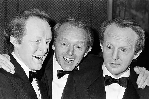 Magician Paul Daniels pictured with his waxwork. 21st February 1987