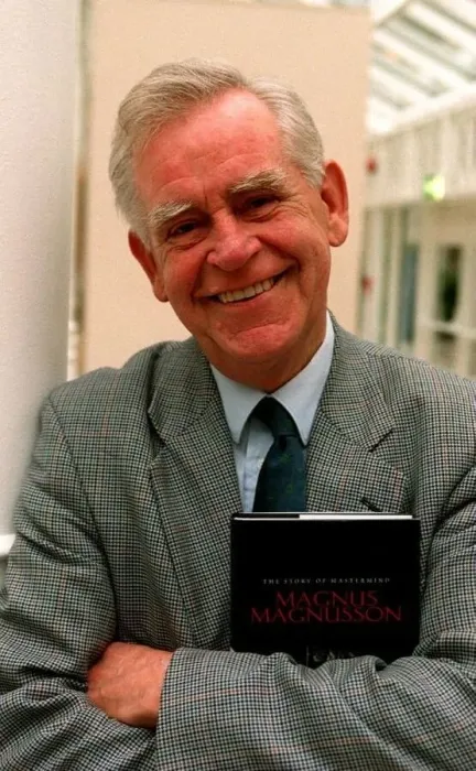 : Magnus Magnusson TV Presenter Quiz Master at the launch of his new book Ive Started so : Magnus Magnusson TV Presenter Quiz Master at the launch of his new book Ive Started so