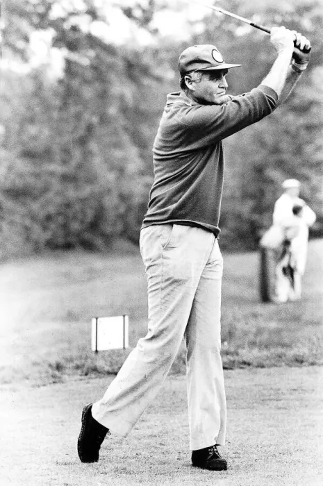 Framed Print : Major Ronald Ferguson, father of Sarah, playing golf Dbase