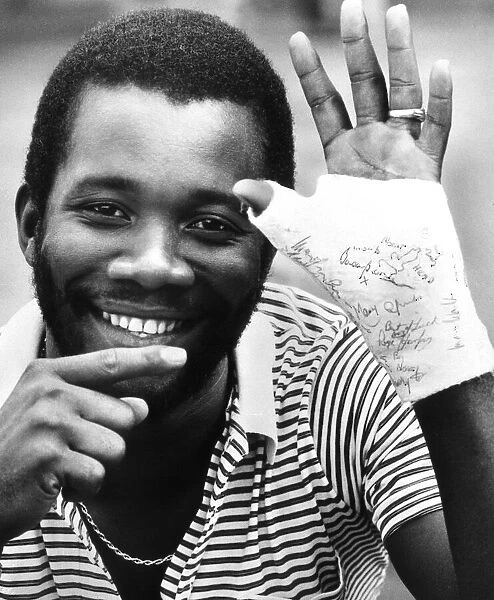 Malcolm Marshall West Indies cricketer with hand wrist in plaster