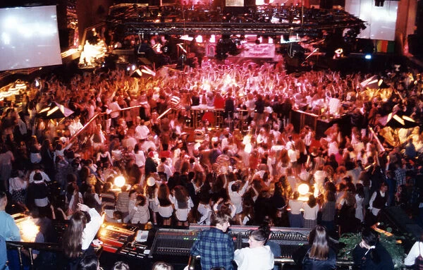 The Mall nightclub, Stockton. 20th December 1994