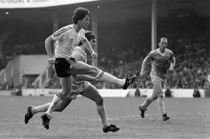 Framed Print : Manchester City 1-1 Ipswich Town, league match at Maine Road, Saturday 24th April 1982 Framed Print : Manchester City 1-1 Ipswich Town, league match at Maine Road, Saturday 24th April 1982