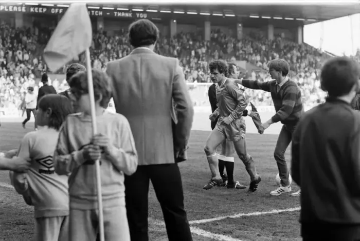 Framed Print : Manchester City 1 v. Coventry 3. May 1982 MF07-05-041 Framed Print : Manchester City 1 v. Coventry 3. May 1982 MF07-05-041