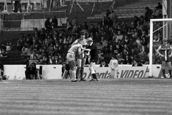 Framed Print : Manchester City 1 v. Coventry 3. May 1982 MF07-05-005 Framed Print : Manchester City 1 v. Coventry 3. May 1982 MF07-05-005