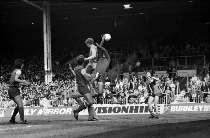 Framed Print : Manchester City 1 v. Coventry 3. May 1982 MF07-05-092 Framed Print : Manchester City 1 v. Coventry 3. May 1982 MF07-05-092
