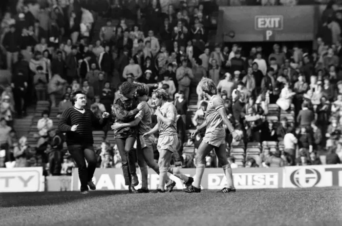 Framed Print : Manchester City 1 v. Coventry 3. May 1982 MF07-05-066 Framed Print : Manchester City 1 v. Coventry 3. May 1982 MF07-05-066