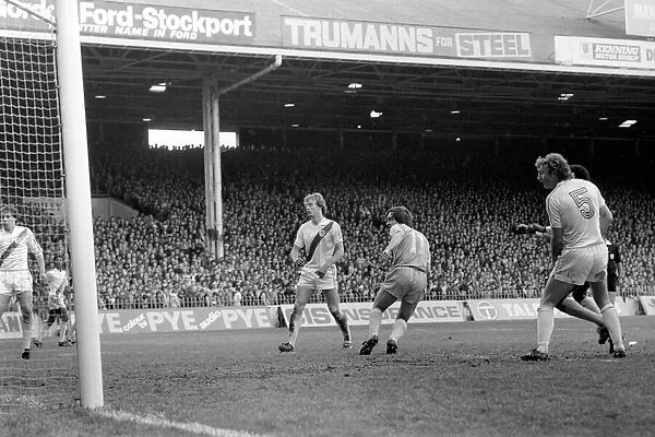 Manchester City 1 v. Crystal Palace 1. Division One Football. May 1981 MF02-28-055